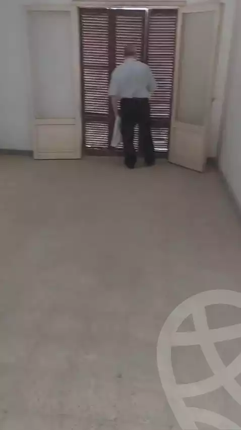 https://aqarmap.com.eg/en/listing/5386261-for-sale-cairo-15th-of-may-mjwr-12