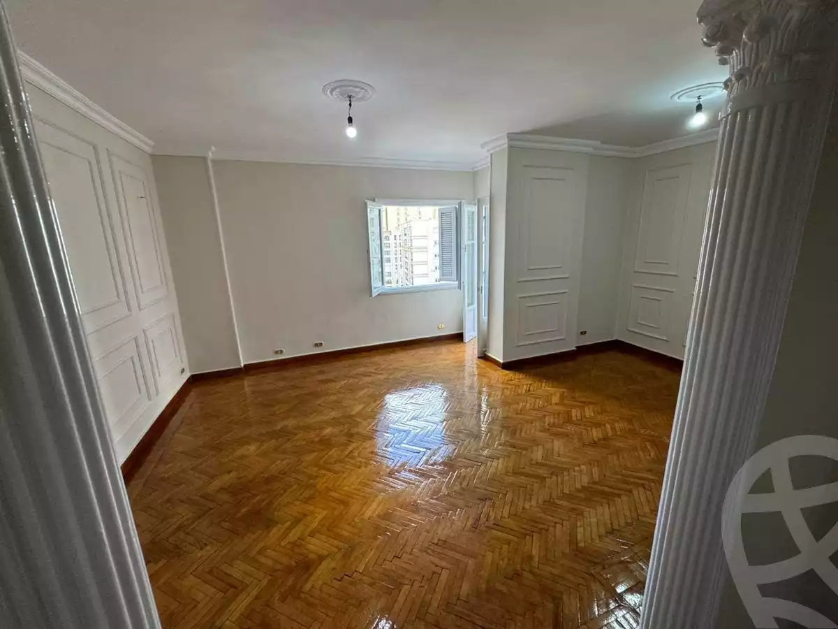 https://aqarmap.com.eg/en/listing/5387658-for-sale-alexandria-sn-styfnw-abd-el-salam-aref-st