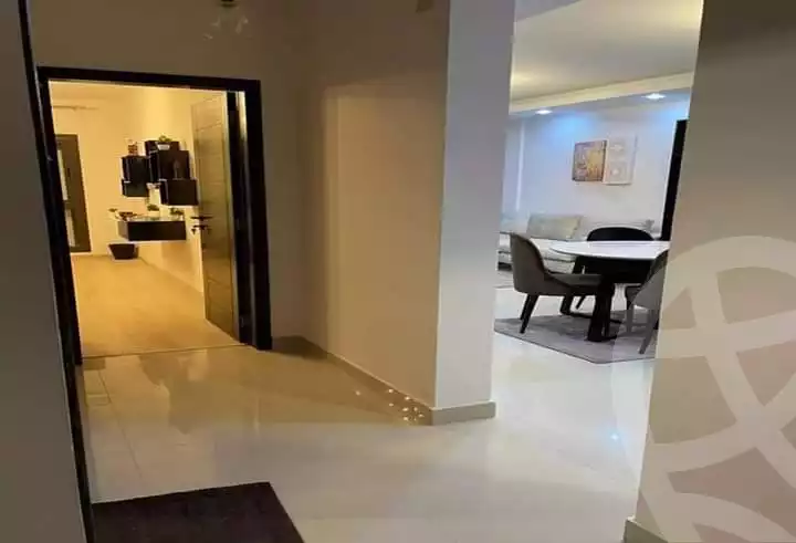 https://aqarmap.com.eg/en/listing/5389485-for-sale-cairo-el-sheikh-zayed-city-compounds-kmbwnd-fyldj-wyst-dr-llttwyr