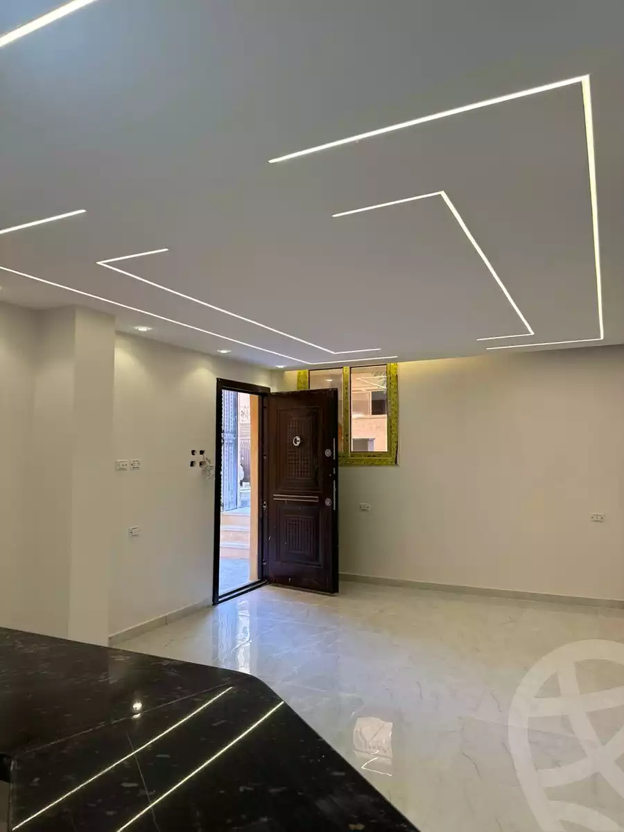 https://aqarmap.com.eg/en/listing/5390824-for-sale-cairo-6th-of-october-el-ahyaa-neighborhood-4th-district-no-7