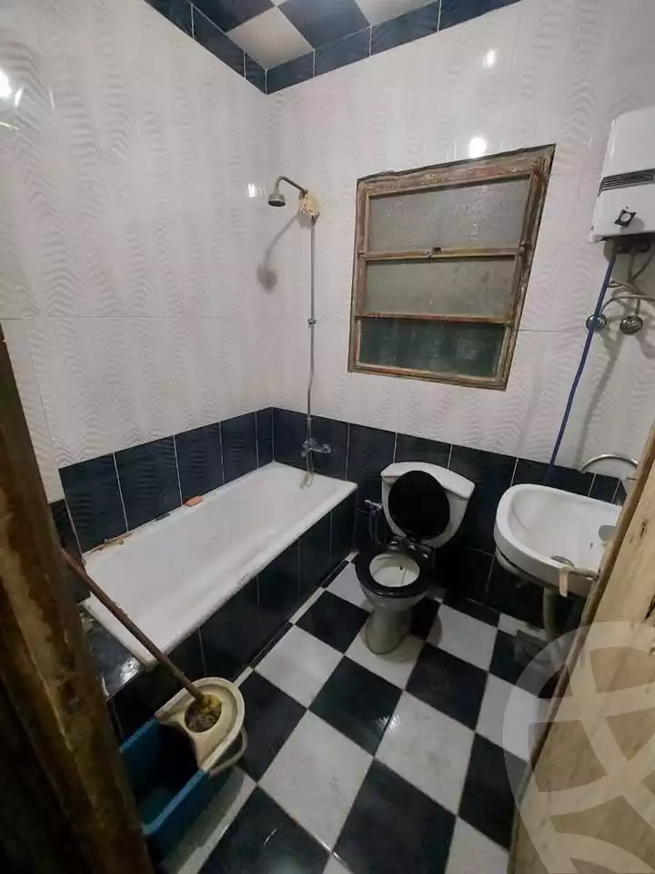 https://aqarmap.com.eg/ar/listing/5391940-for-sale-cairo-el-maadi-saqr-quraish-sakr-kourish-buildings