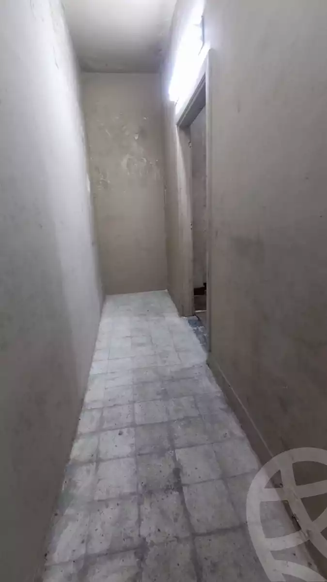 https://aqarmap.com.eg/ar/listing/5393651-for-rent-cairo-downtown-abdeen-roushdy-basha-st