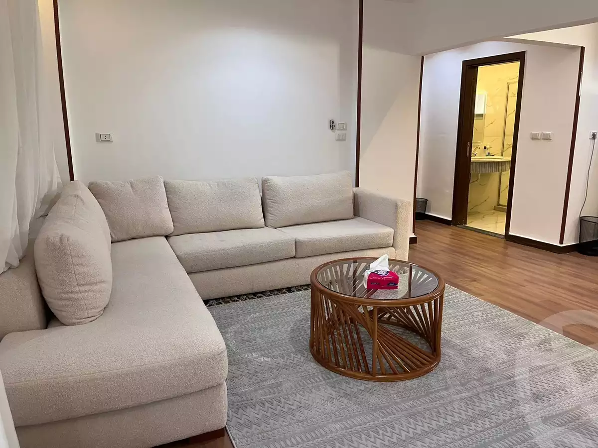 https://aqarmap.com.eg/en/listing/5394093-for-rent-cairo-el-maadi-sarayat-el-maadi-street-20