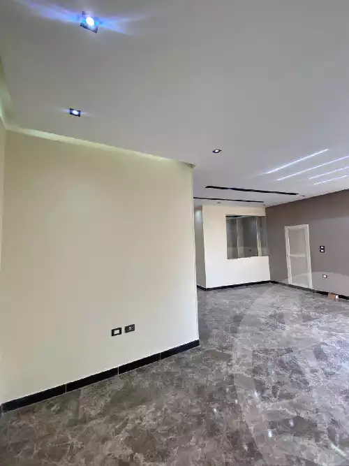 https://aqarmap.com.eg/ar/listing/5395730-for-sale-cairo-el-sheikh-zayed-city-el-hay-elsades-ashaer