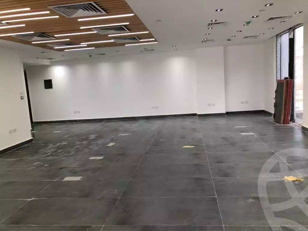 https://aqarmap.com.eg/en/listing/5396328-for-rent-cairo-new-cairo-compounds-hyde-park-business-district