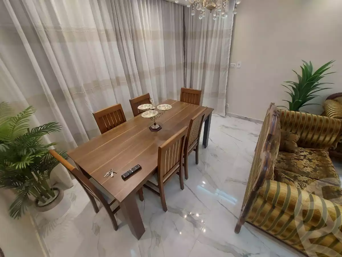 https://aqarmap.com.eg/en/listing/5401452-for-rent-cairo-new-cairo-lrhb-city-mtdd-lrhb-phase-8