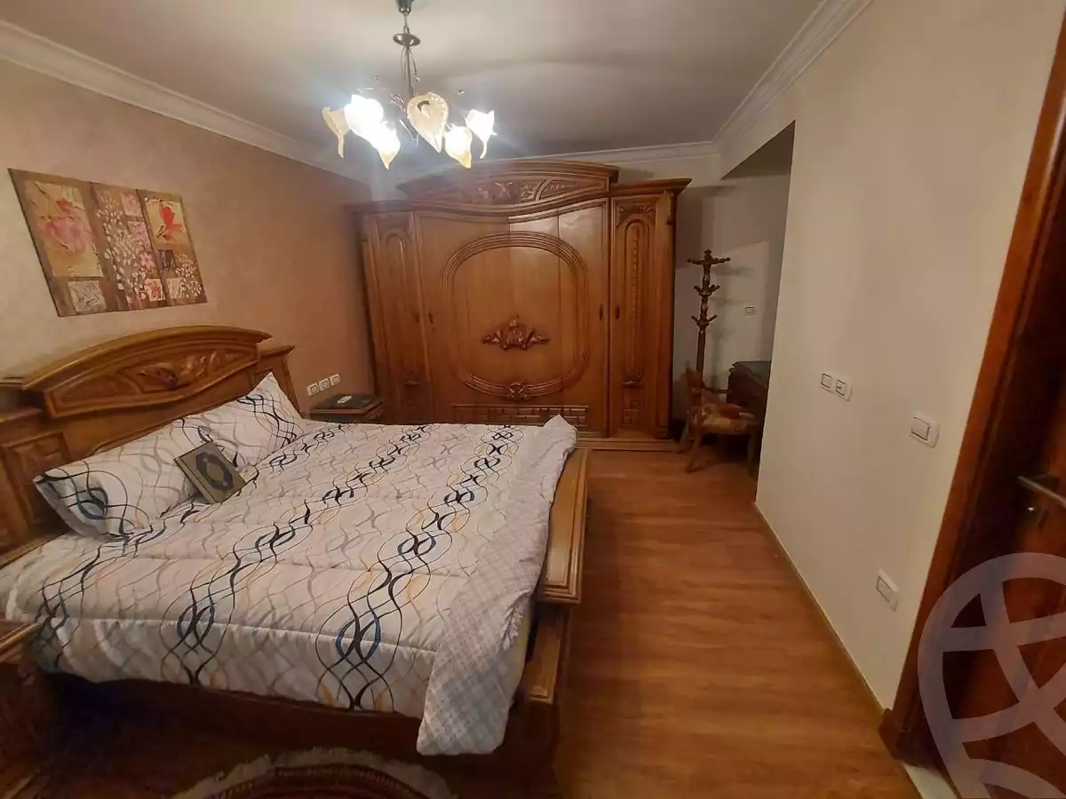 https://aqarmap.com.eg/en/listing/5401452-for-rent-cairo-new-cairo-lrhb-city-mtdd-lrhb-phase-8