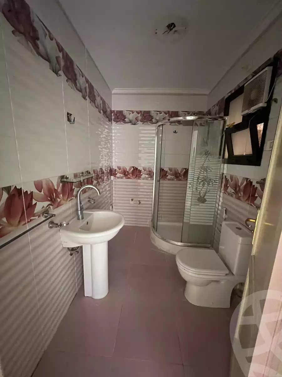 https://aqarmap.com.eg/ar/listing/5401627-for-sale-cairo-new-cairo-lrhb-city-phase-5-ibn-al-haytham-st