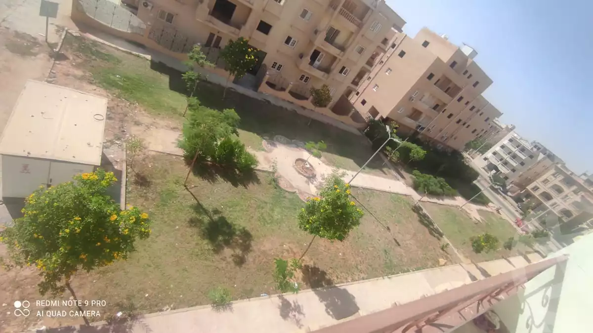 https://aqarmap.com.eg/en/listing/5405486-for-sale-cairo-el-shorouk-lmntq-lthmn-neighbourhood-1