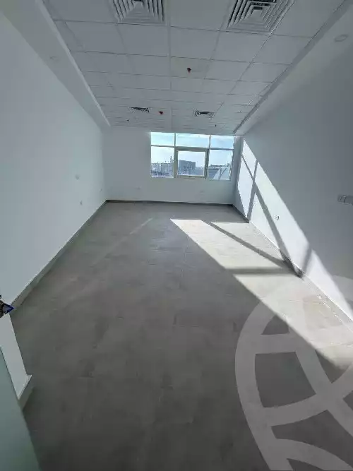 https://aqarmap.com.eg/en/listing/5406214-for-sale-cairo-el-sheikh-zayed-city-compounds-kargo-mall