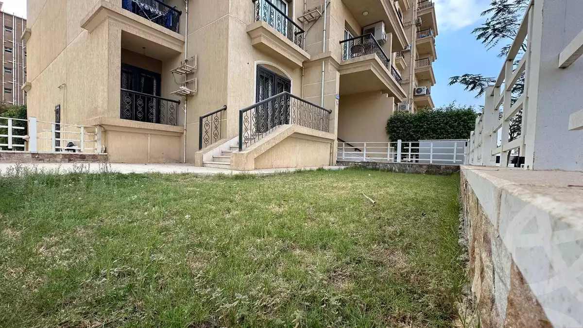 https://aqarmap.com.eg/en/listing/5406342-for-sale-cairo-new-cairo-lrhb-city-phase-2