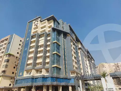 https://aqarmap.com.eg/en/listing/5406812-for-sale-cairo-mokattam-el-hadabah-el-wosta-compounds-palm-city