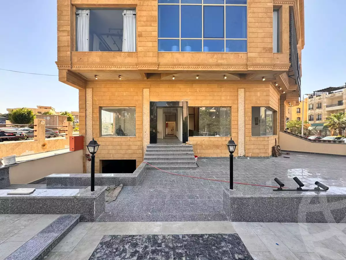 https://aqarmap.com.eg/en/listing/5407018-for-rent-cairo-new-cairo-el-ahyaa-second-neighborhood-street-20
