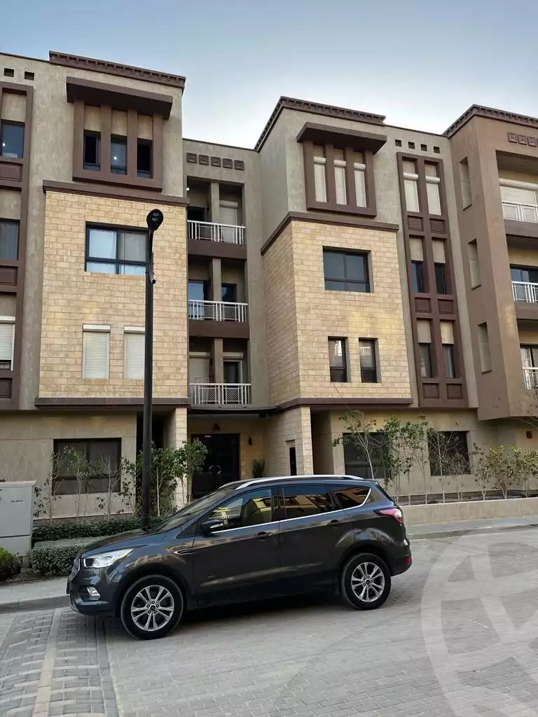https://aqarmap.com.eg/en/listing/5408420-for-sale-cairo-6th-of-october-compounds-green-5
