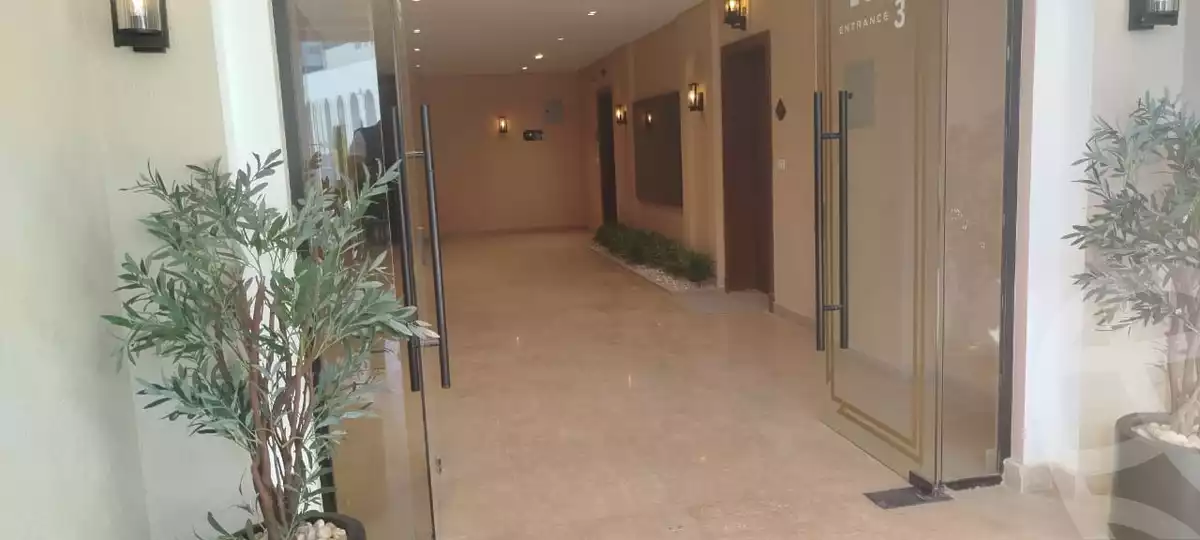 https://aqarmap.com.eg/ar/listing/5409051-for-sale-cairo-el-sheikh-zayed-city-compounds-kmbwnd-fyldj-wyst-dr-llttwyr