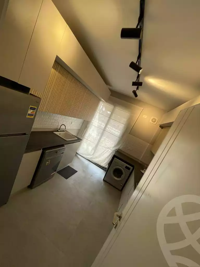 https://aqarmap.com.eg/ar/listing/5409946-for-sale-cairo-el-sheikh-zayed-city-compounds-kmbwnd-fyldj-wyst-dr-llttwyr