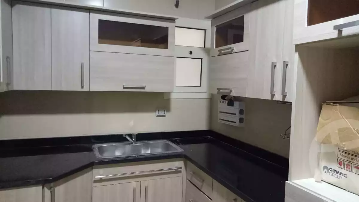 https://aqarmap.com.eg/en/listing/5410245-for-rent-cairo-el-sheikh-zayed-city-compounds-dh-drys