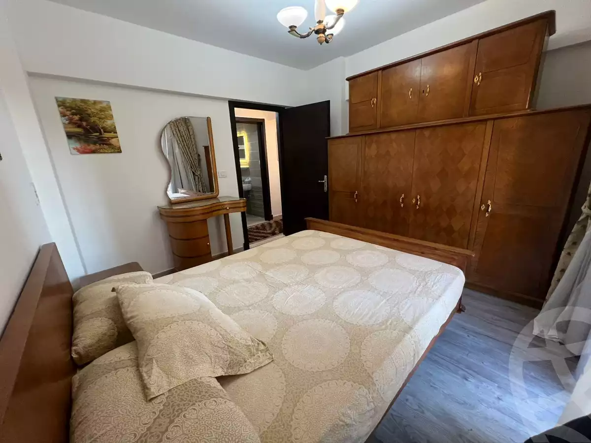 https://aqarmap.com.eg/en/listing/5411060-for-rent-cairo-new-cairo-lrhb-city-mtdd-lrhb-phase-7