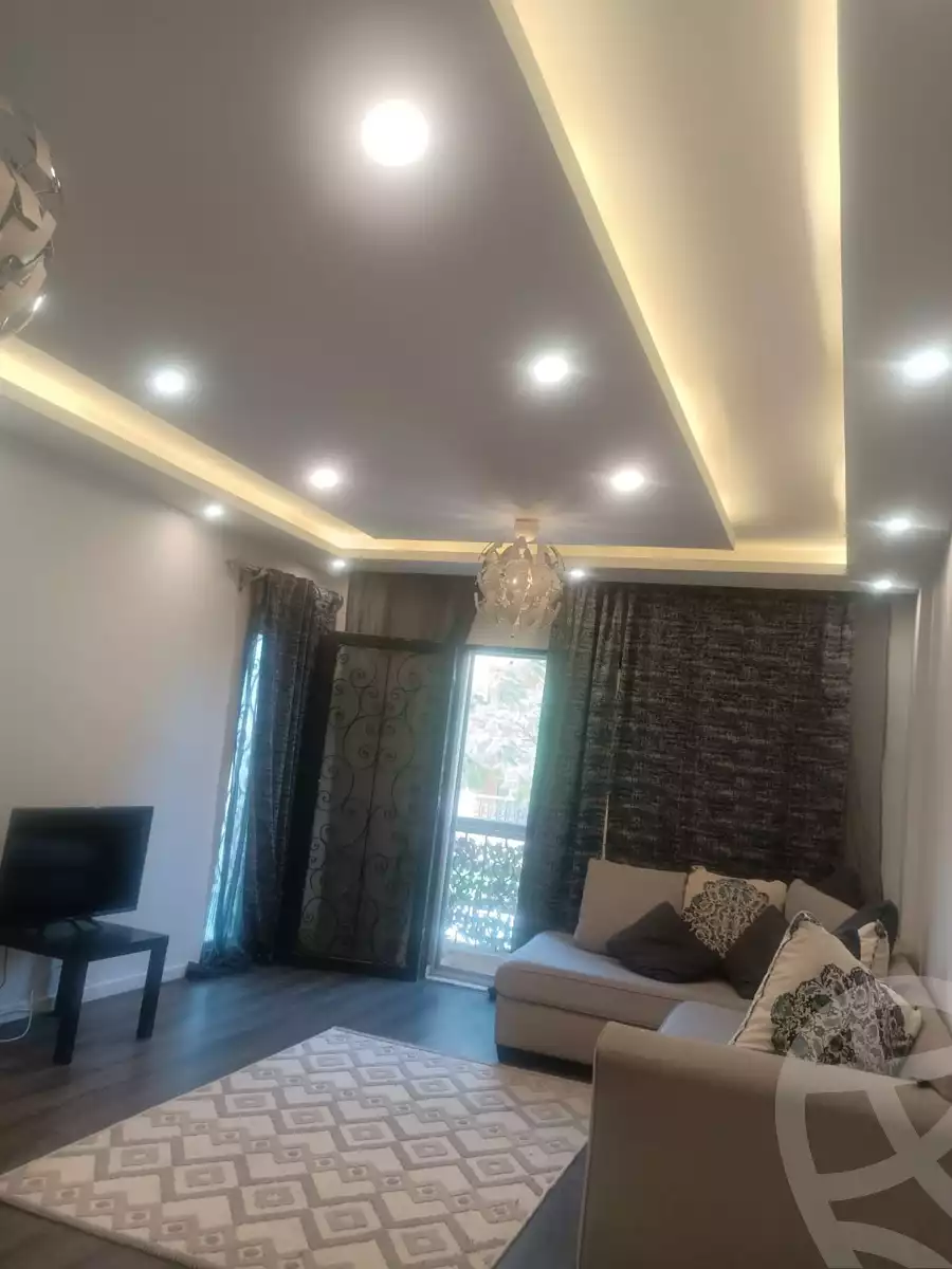 https://aqarmap.com.eg/en/listing/5414246-for-rent-cairo-new-cairo-lrhb-city-mtdd-lrhb-phase-8