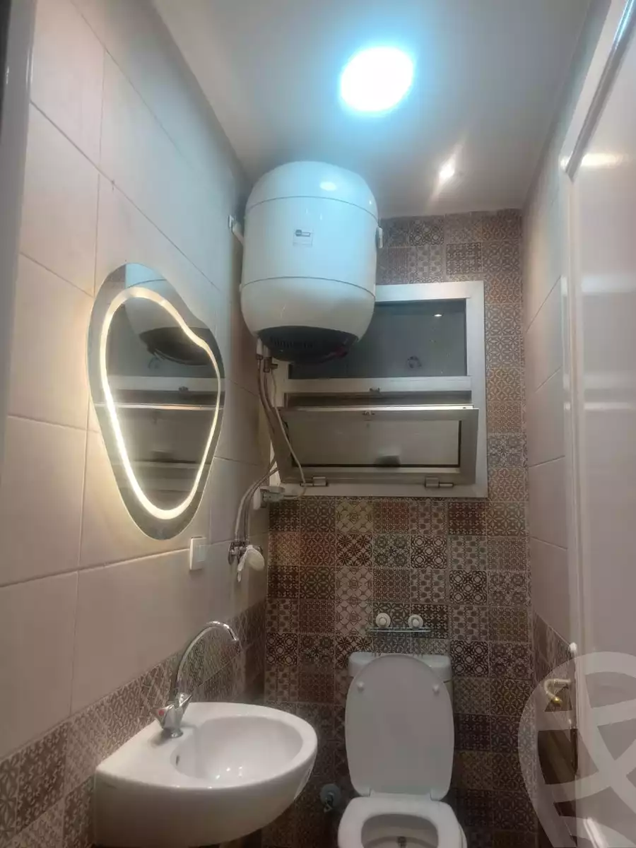https://aqarmap.com.eg/en/listing/5414246-for-rent-cairo-new-cairo-lrhb-city-mtdd-lrhb-phase-8