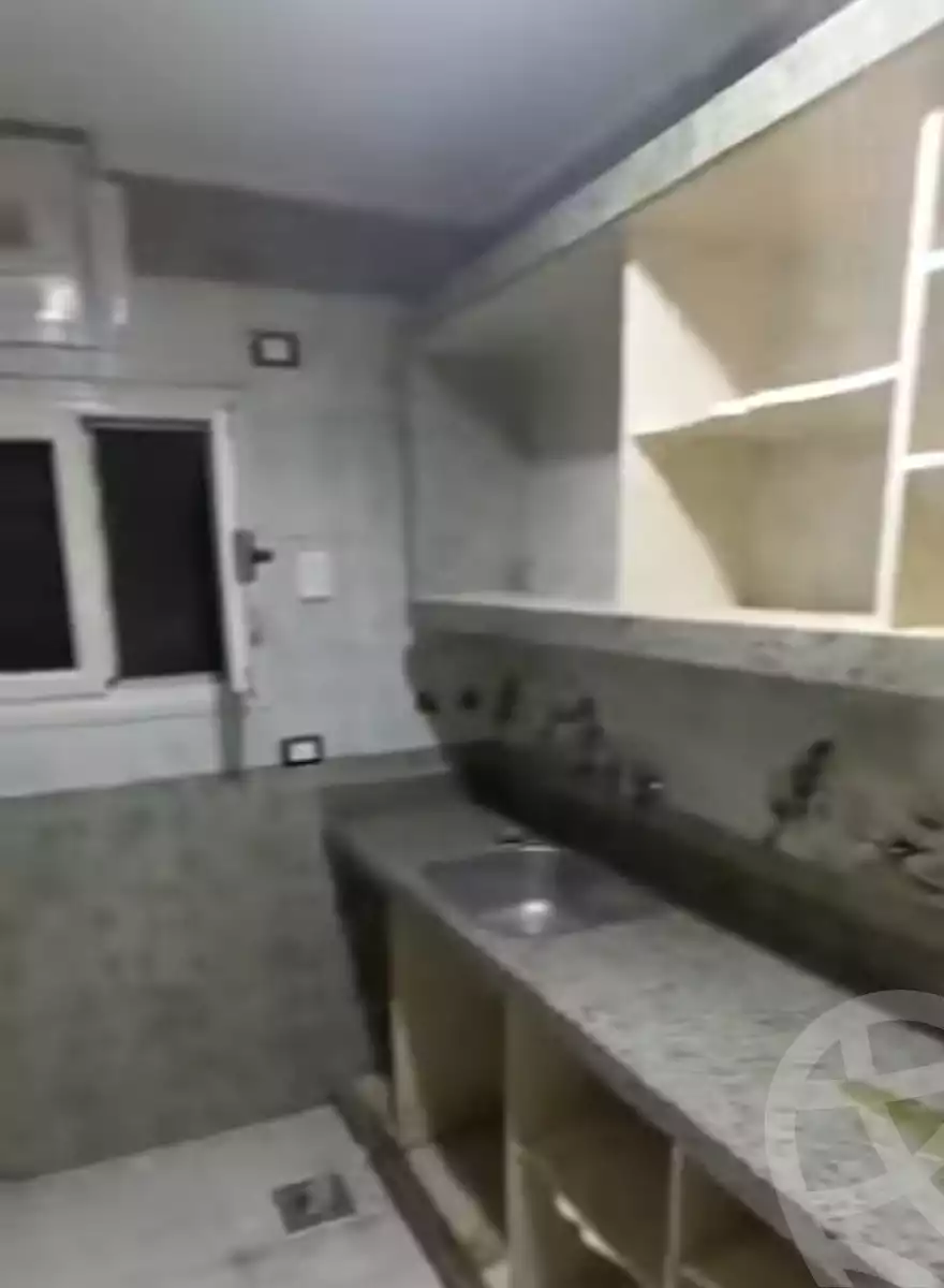 https://aqarmap.com.eg/ar/listing/5416712-for-sale-cairo-helwan-hadayek-helwan-nile-corniche-st