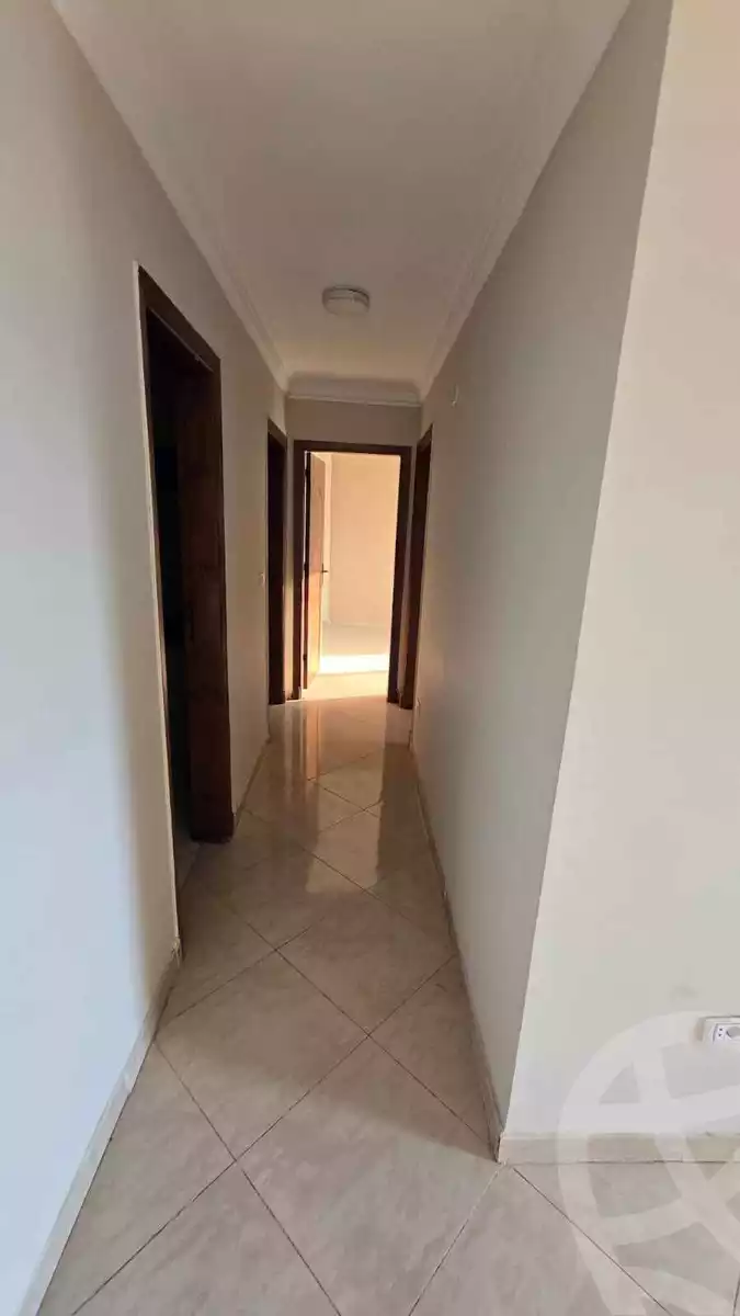 https://aqarmap.com.eg/ar/listing/5417246-for-rent-cairo-el-sheikh-zayed-city-el-hay-el-thany-ashaer