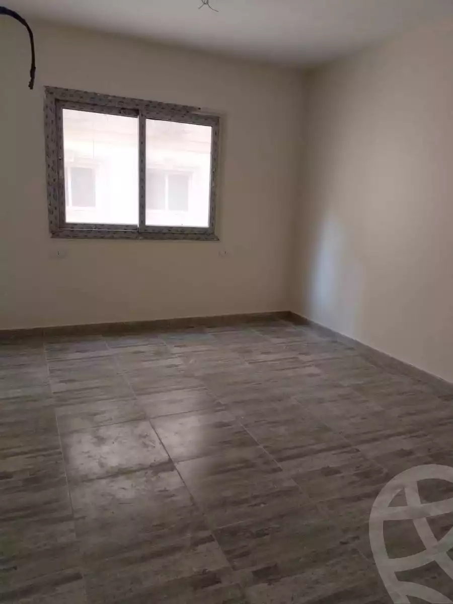 https://aqarmap.com.eg/en/listing/5418393-for-sale-cairo-al-oubour-tryq-msr-sm-yly-lshrwy-moon-city
