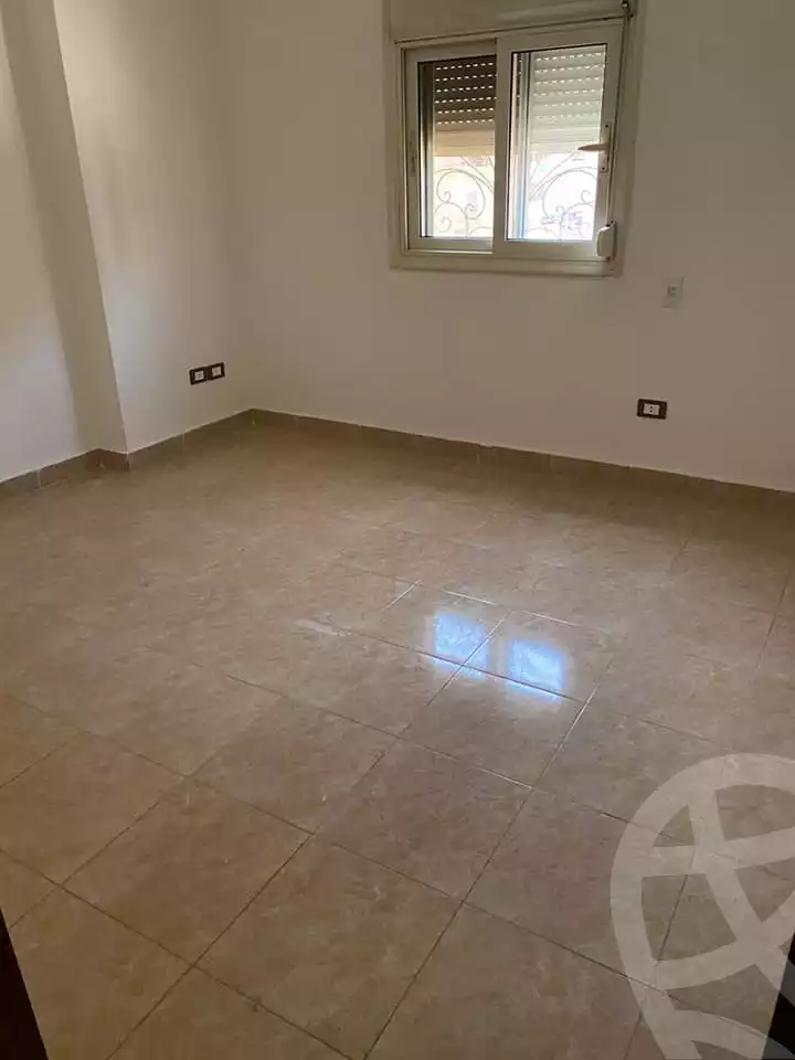 https://aqarmap.com.eg/en/listing/5418812-for-rent-cairo-mokattam-lhdb-l-ly