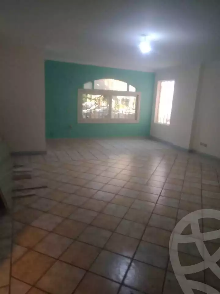 https://aqarmap.com.eg/en/listing/5418986-for-rent-cairo-mokattam-lhdb-l-ly