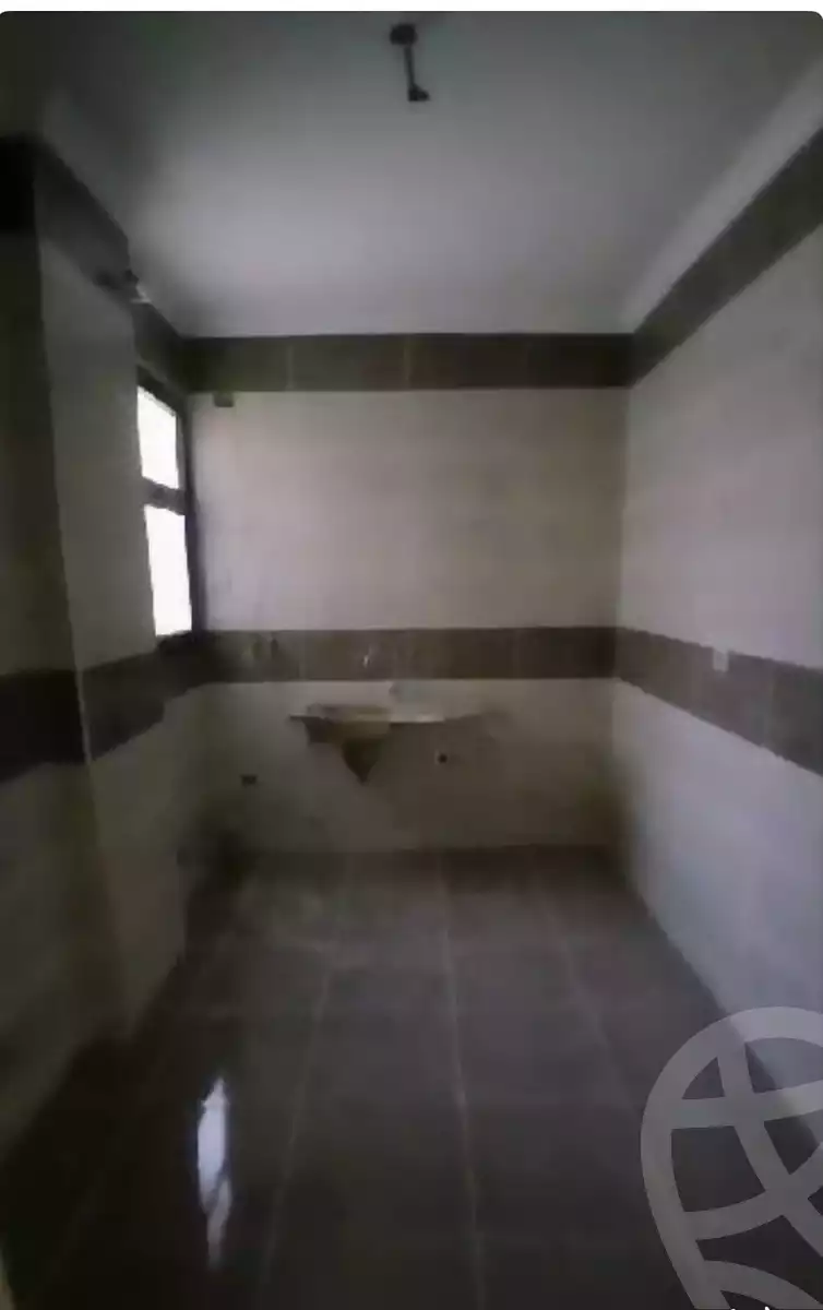 https://aqarmap.com.eg/ar/listing/5419544-for-rent-cairo-new-administrative-capital-r7-celia-mntq-l-mrt-1