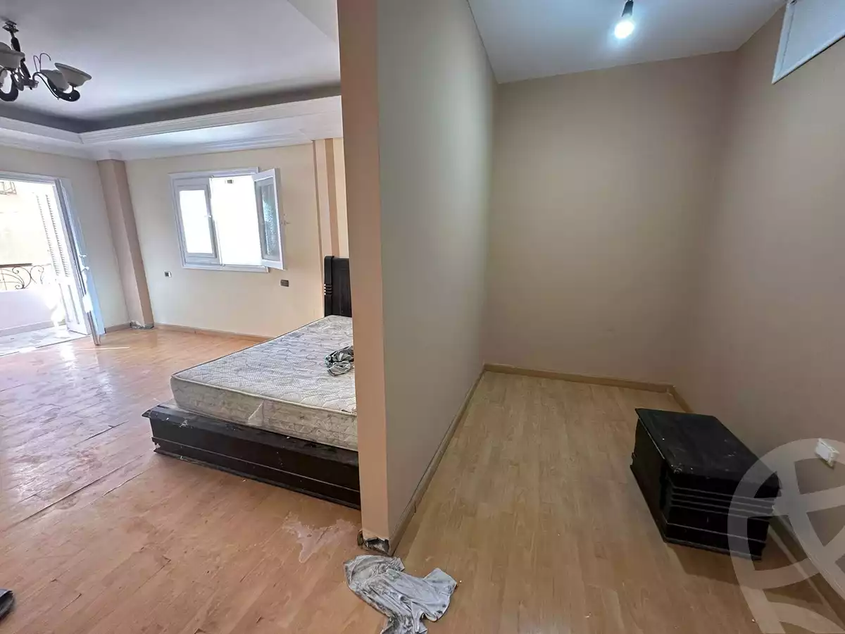 https://aqarmap.com.eg/en/listing/5422999-for-sale-cairo-mokattam-lhdb-l-ly