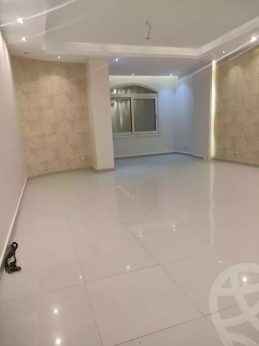 https://aqarmap.com.eg/en/listing/5426017-for-sale-cairo-new-cairo-ganob-el-akadamiya-south-academy-h-mosaab-ibn-omair-st