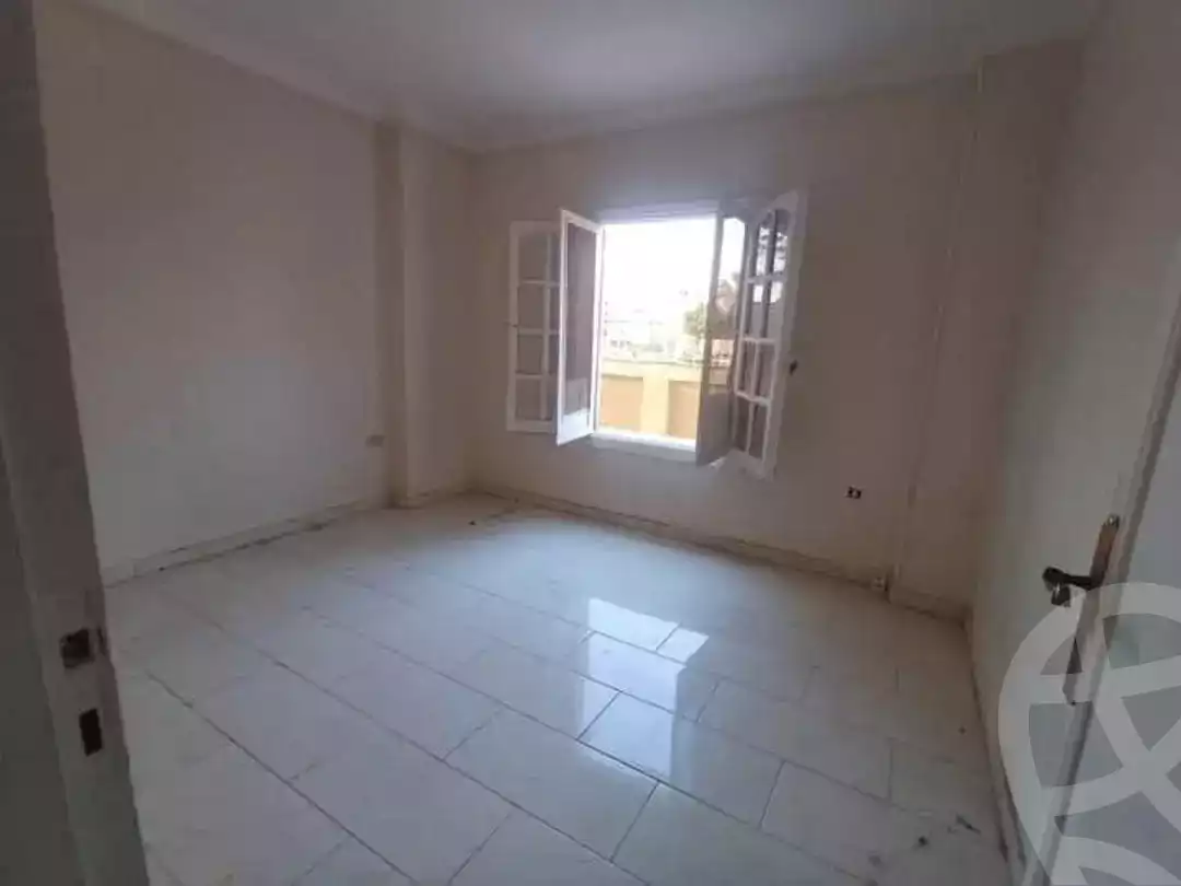 https://aqarmap.com.eg/en/listing/5426927-for-rent-cairo-mokattam-lhdb-l-ly-shareaa-9