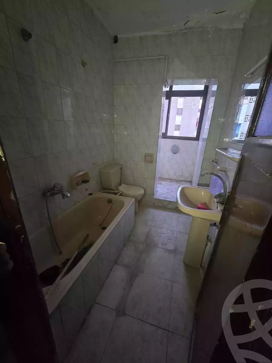https://aqarmap.com.eg/en/listing/5428954-for-rent-cairo-15th-of-may-mjwr-15