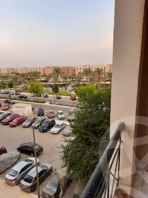 https://aqarmap.com.eg/ar/listing/5429695-for-sale-cairo-new-cairo-lrhb-city-phase-1-ahmed-rami-st