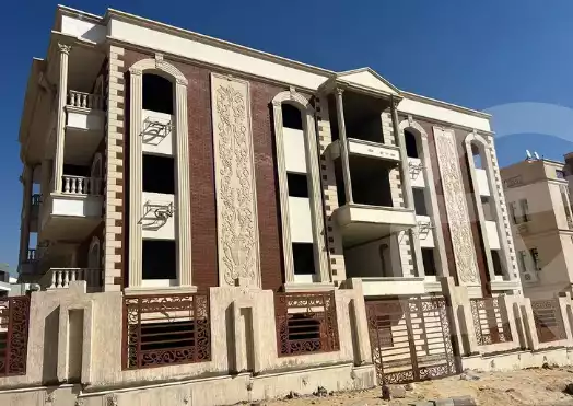https://aqarmap.com.eg/ar/listing/5431073-for-sale-cairo-al-oubour-compounds