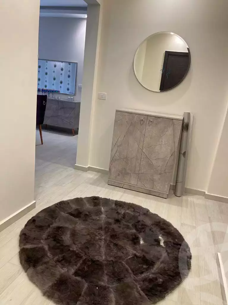 https://aqarmap.com.eg/en/listing/5438618-for-rent-cairo-el-sheikh-zayed-city-compounds-kmbwnd-wyst-twn-swdyk