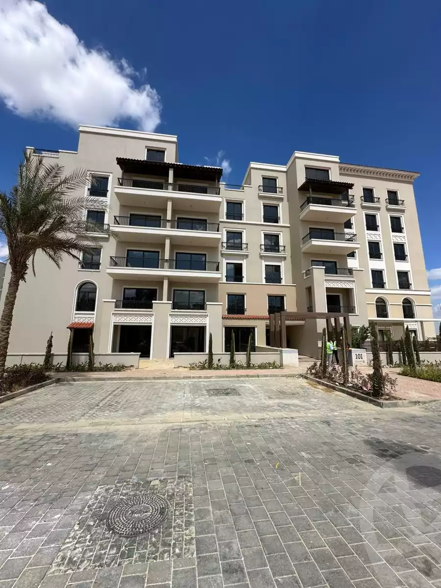 https://aqarmap.com.eg/en/listing/5439774-for-sale-cairo-el-sheikh-zayed-city-compounds-kmbwnd-fyldj-wyst-dr-llttwyr