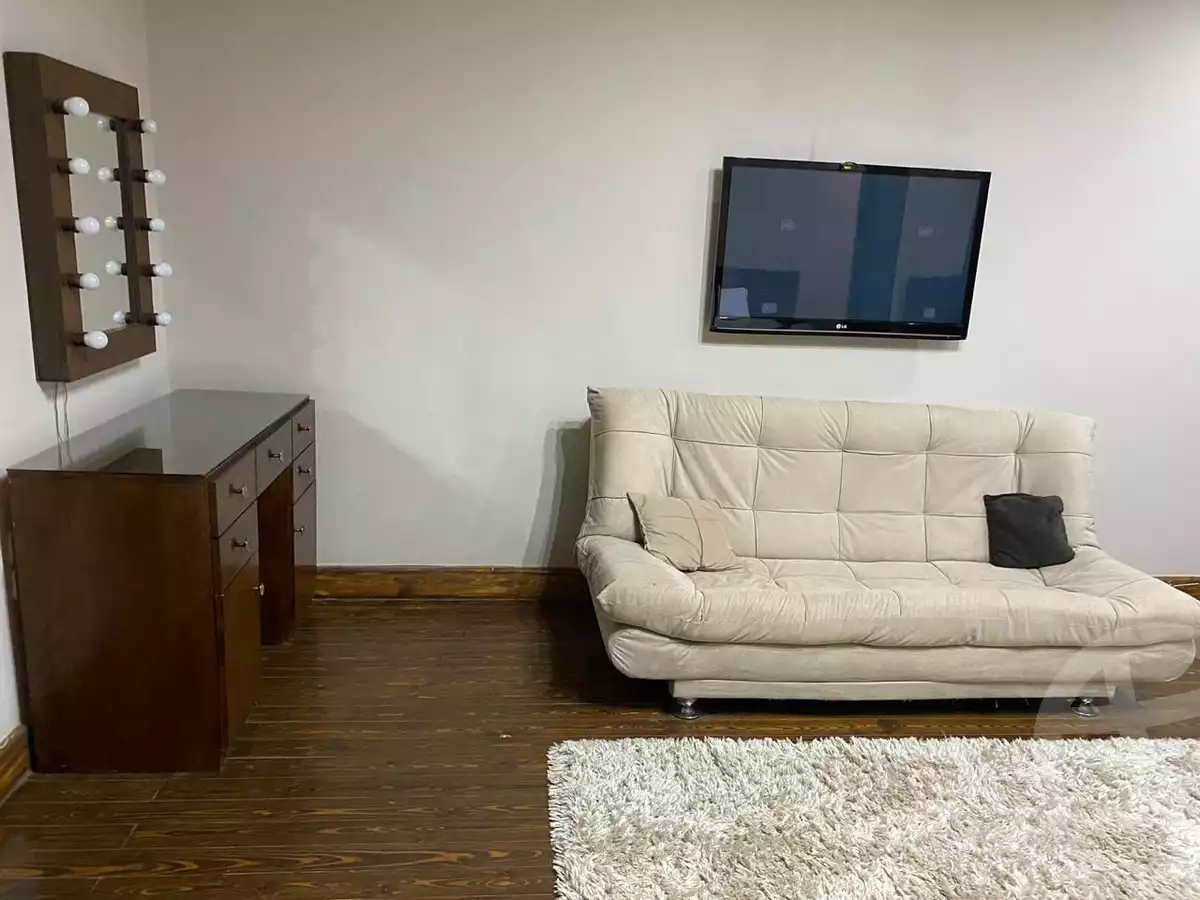 https://aqarmap.com.eg/ar/listing/5440326-for-sale-cairo-6th-of-october-el-ahyaa-neighborhood-6th-abbas-el-akad-st-st