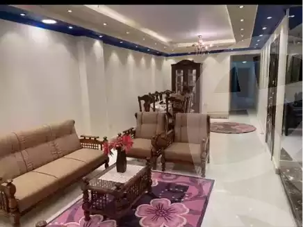https://aqarmap.com.eg/en/listing/5417532-for-rent-cairo-manial-el-rawda-st