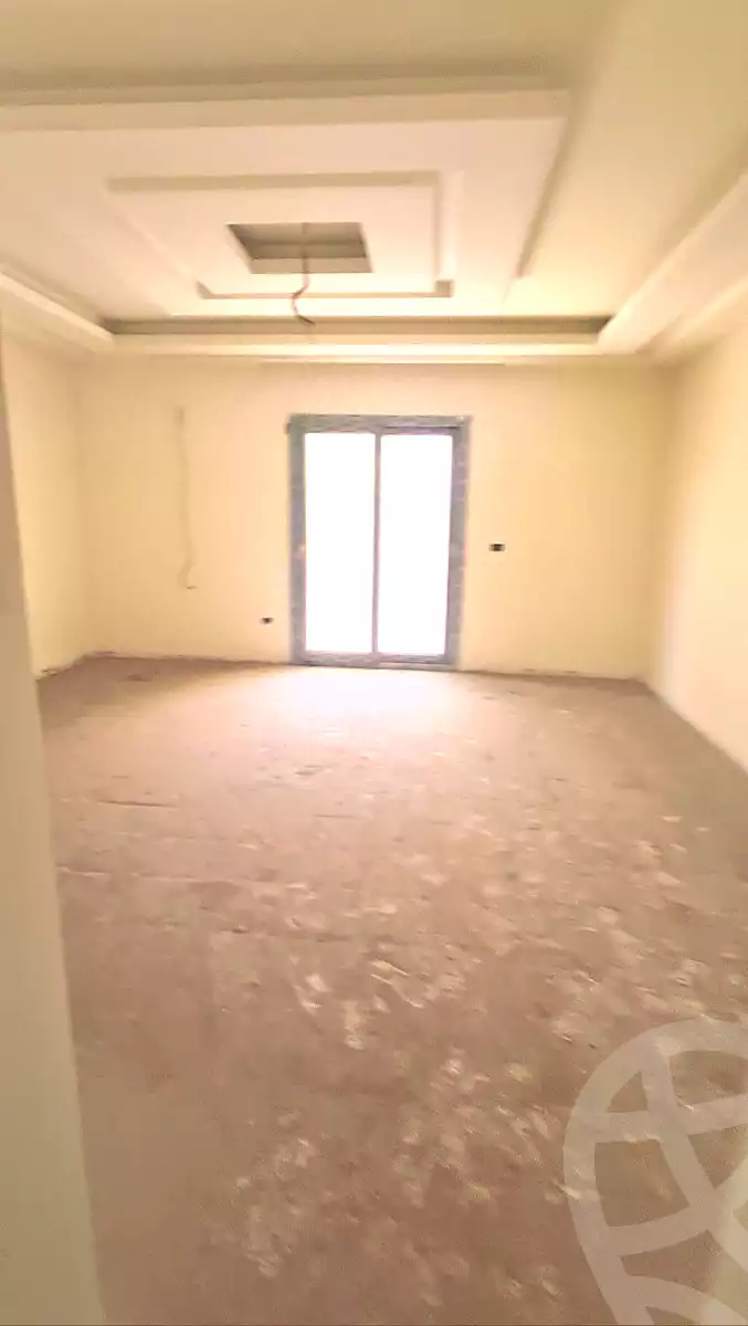 https://aqarmap.com.eg/ar/listing/5062938-for-sale-alexandria-cairo-alexandria-desert-road-compounds-merosa