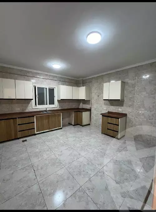 https://aqarmap.com.eg/ar/listing/5444730-for-rent-cairo-new-cairo-el-diplomaseen