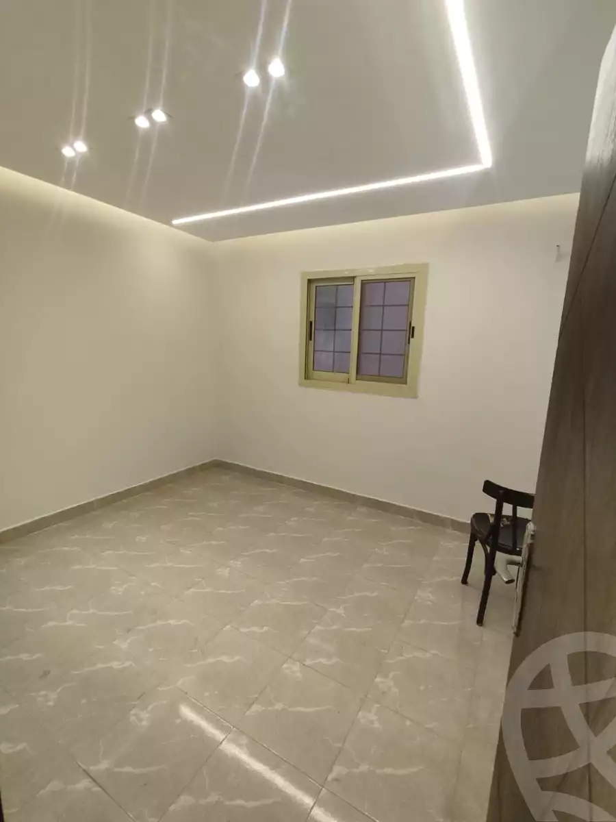 https://aqarmap.com.eg/ar/listing/5448606-for-rent-cairo-6th-of-october-el-ahyaa-neighborhood-1st