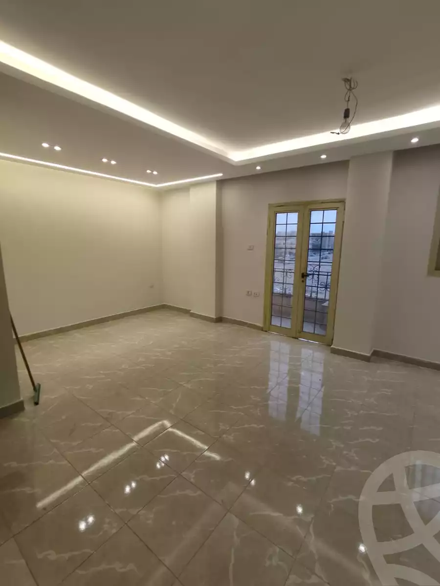 https://aqarmap.com.eg/ar/listing/5448606-for-rent-cairo-6th-of-october-el-ahyaa-neighborhood-1st