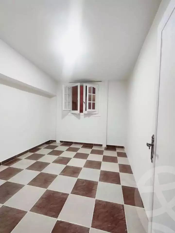 https://aqarmap.com.eg/ar/listing/5455939-for-sale-alexandria-l-jmy-shataa-el-nakheel-el-yasmin-st