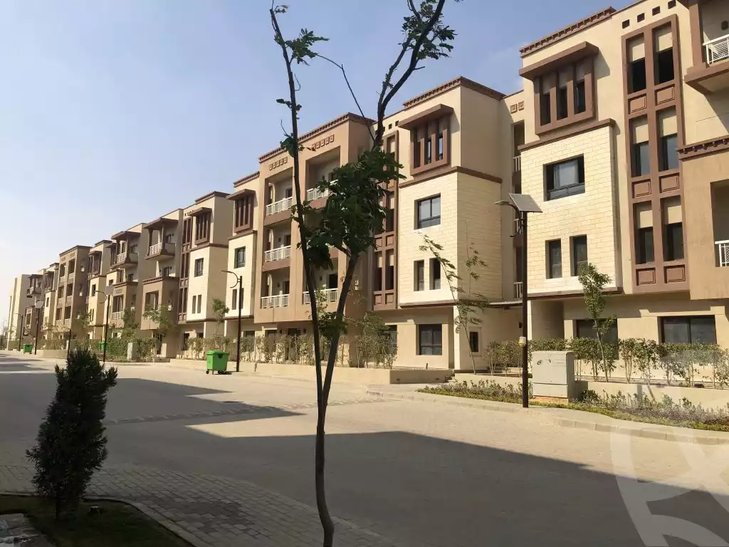 https://aqarmap.com.eg/en/listing/5459747-for-sale-cairo-6th-of-october-compounds-green-5