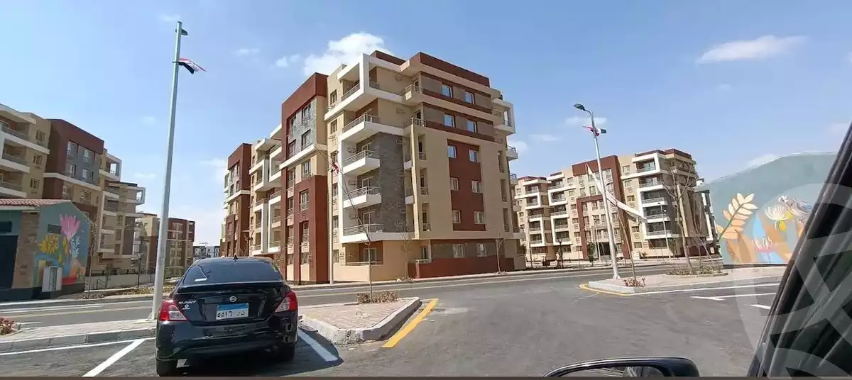https://aqarmap.com.eg/en/listing/5460040-for-sale-cairo-6th-of-october-compounds-jn-ktwbr