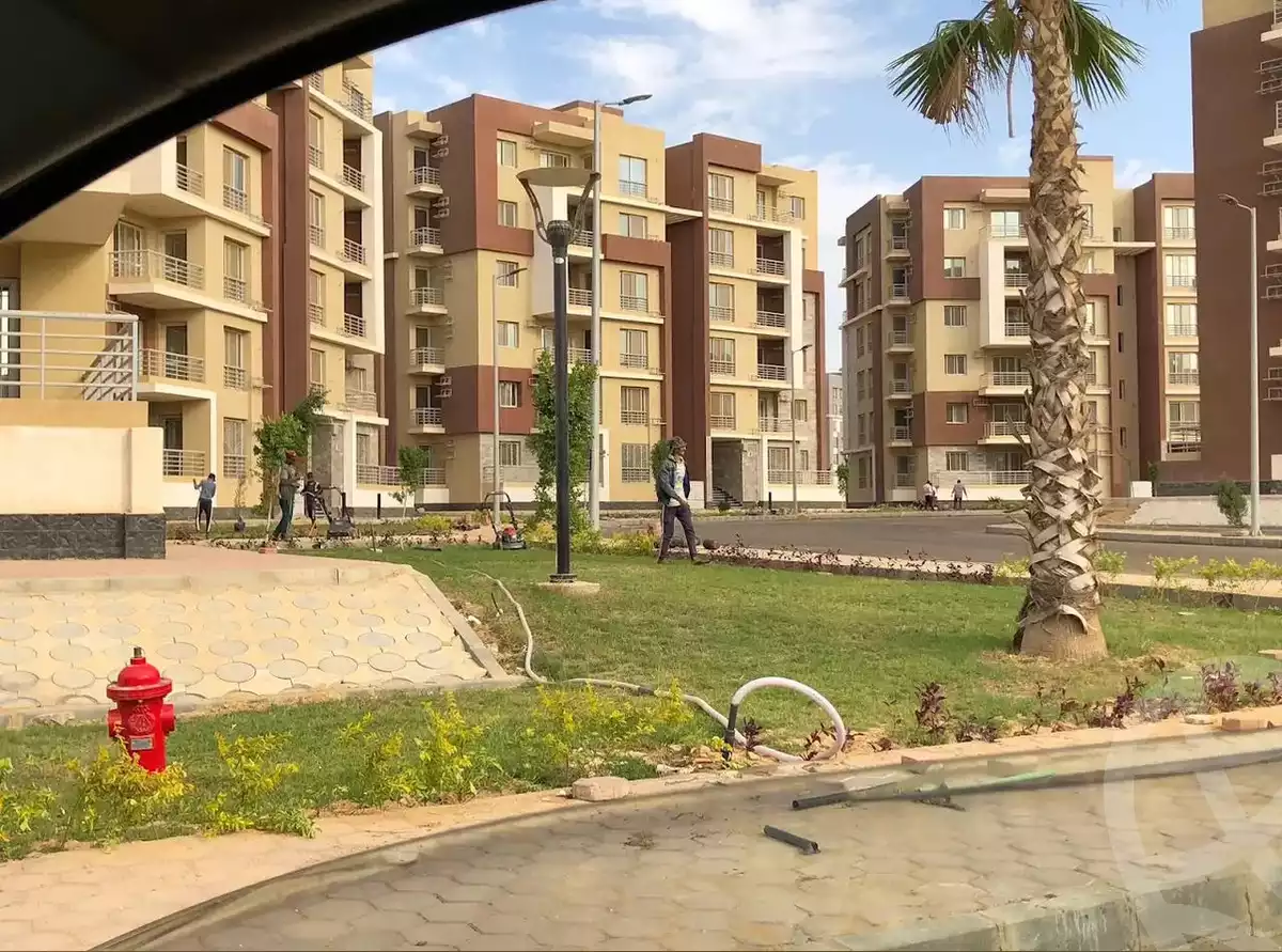 https://aqarmap.com.eg/en/listing/5460040-for-sale-cairo-6th-of-october-compounds-jn-ktwbr