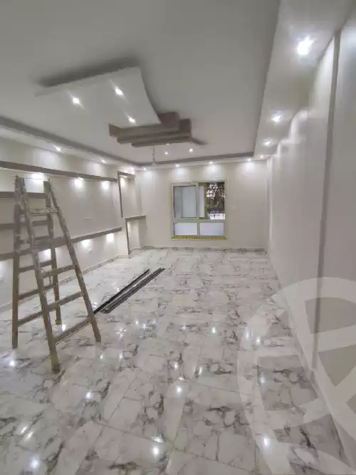 https://aqarmap.com.eg/en/listing/5460090-for-sale-cairo-el-sheikh-zayed-city-el-hay-el-thaleth-ashaer-area-1-street-15