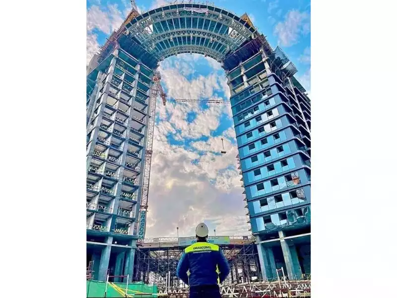 https://aqarmap.com.eg/en/listing/5462863-for-sale-cairo-el-sheikh-zayed-city-compounds-zyd-wr-llttwyr-park-towers-zed-el-sheikh-zayed-compound